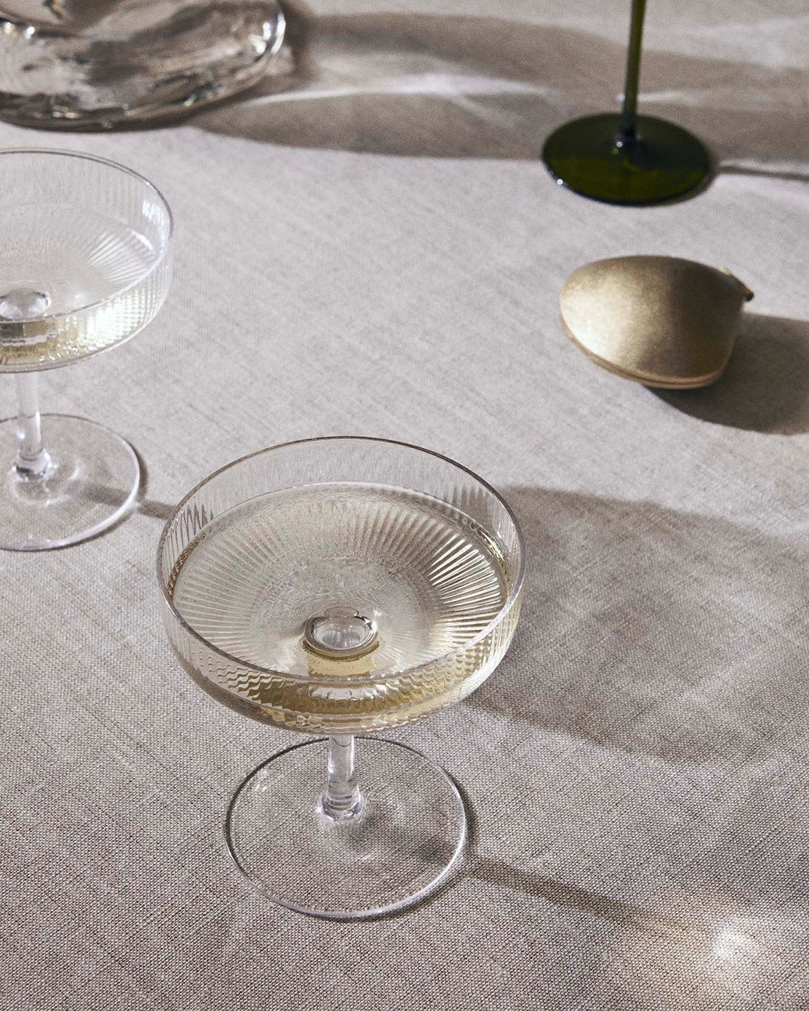 Ripple Champagne Saucer 2-Pack Clear