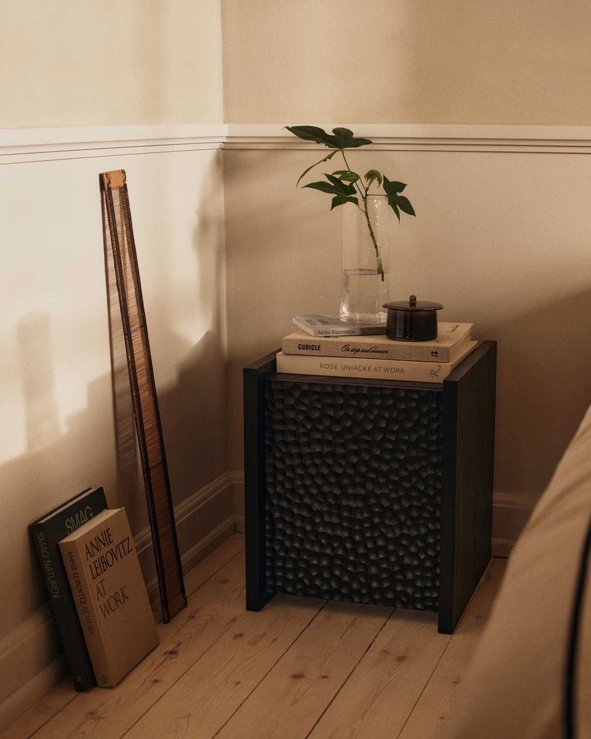 Scarni Side Table Dark Stained Ash