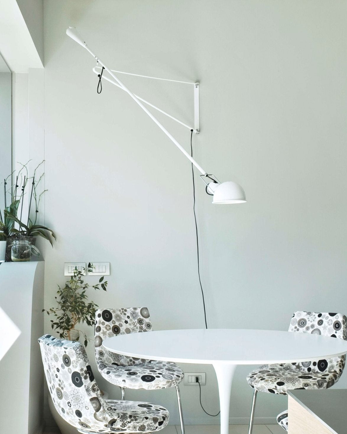 265 Wall Lamp White