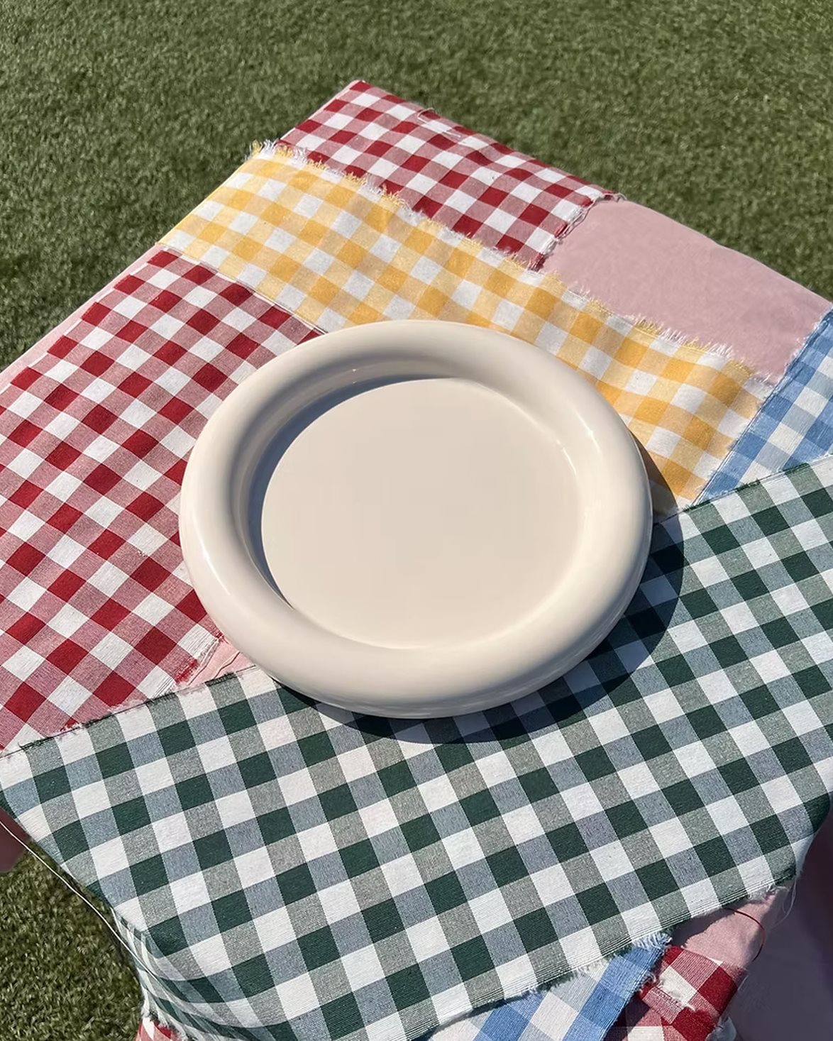Chunky Plate Cream