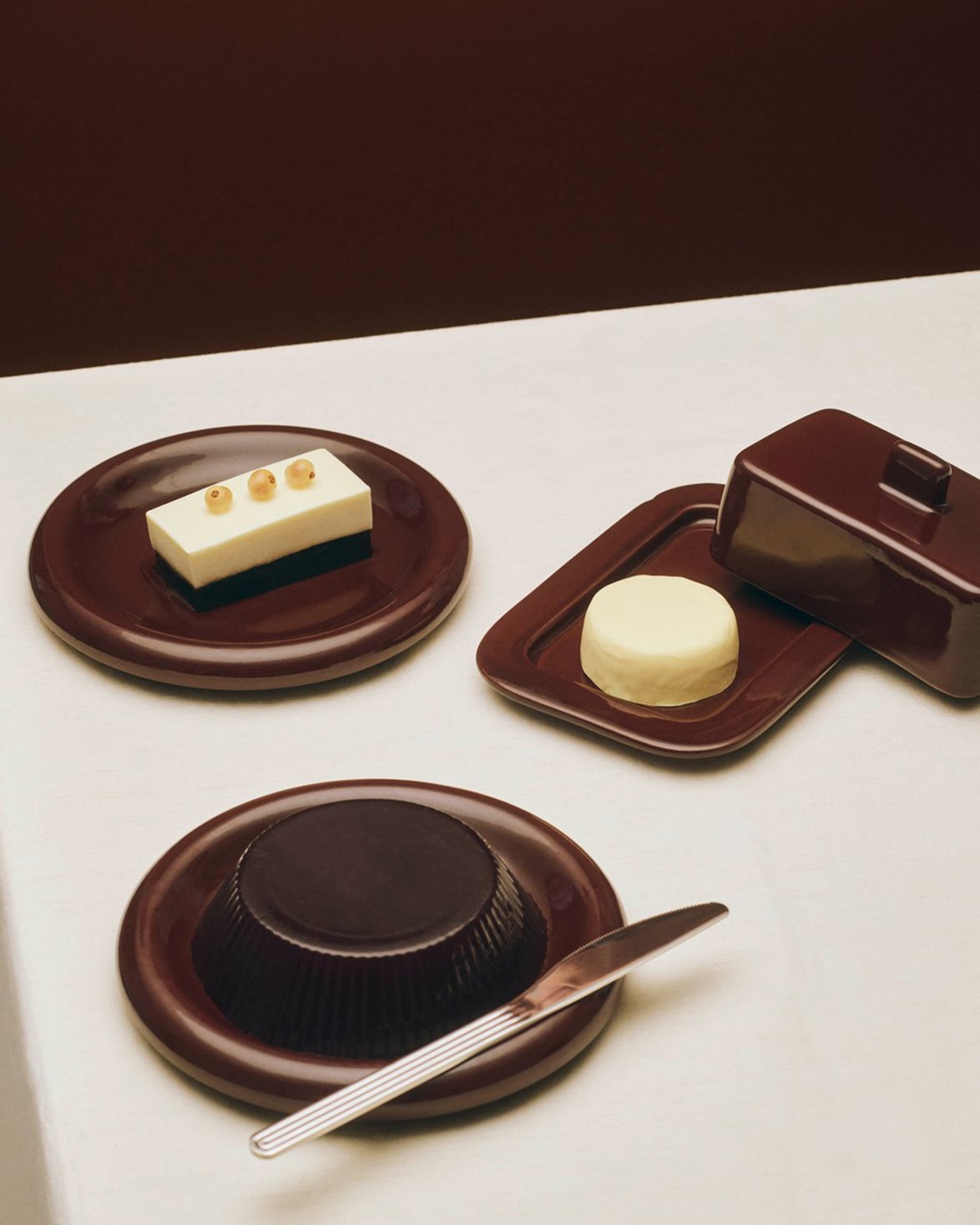 Barro Butter Dish Burgundy
