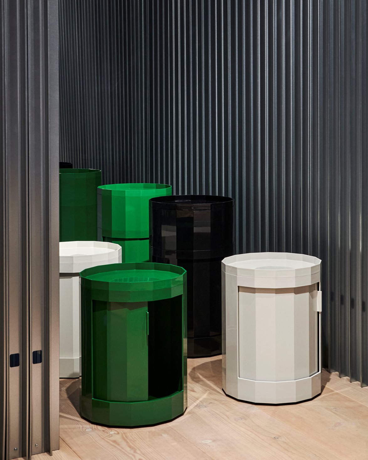 Facet Cabinet Low Spinach Green