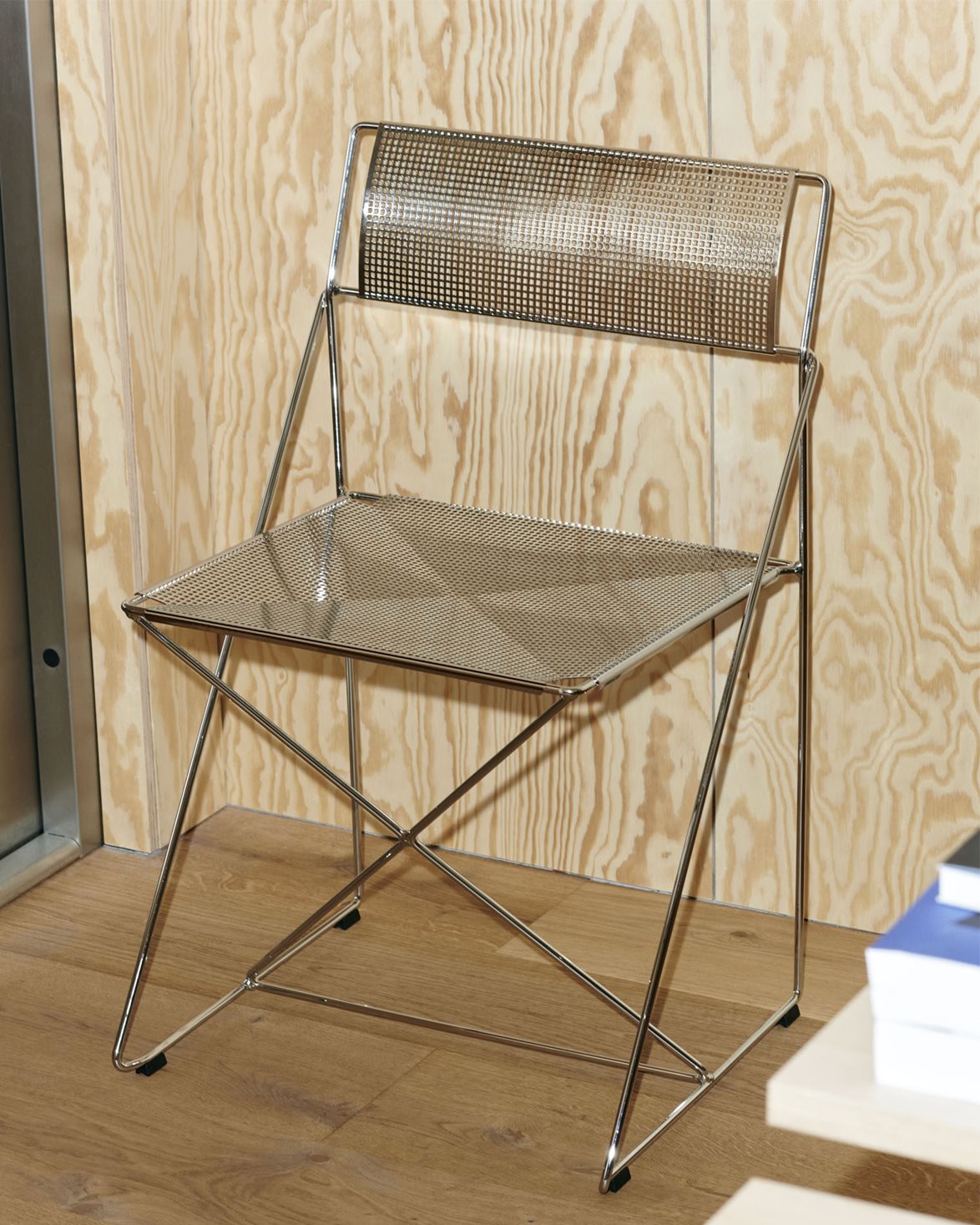 X-Line Chair Indoor Chrome