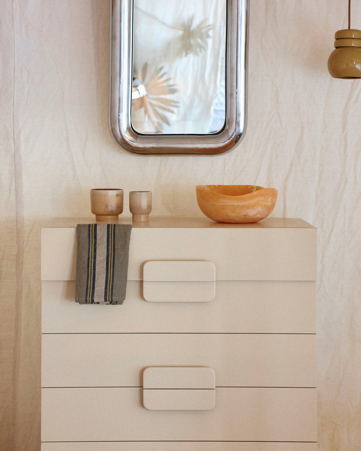 Spacious Drawer Cabinet Cream