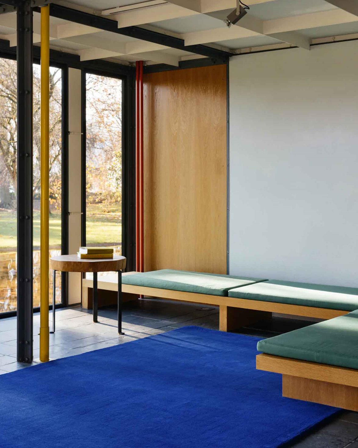 Classic Solid Wool Rug Blue Foncé