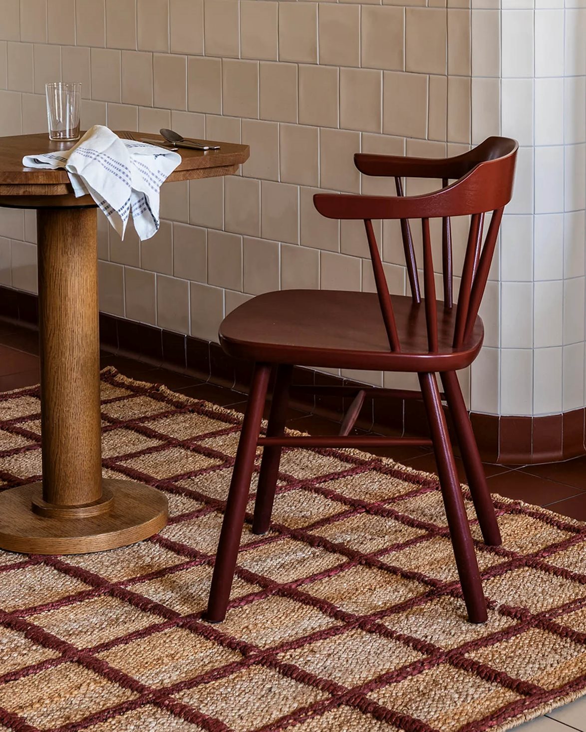 Strata Braided Jute Rug Burgundy