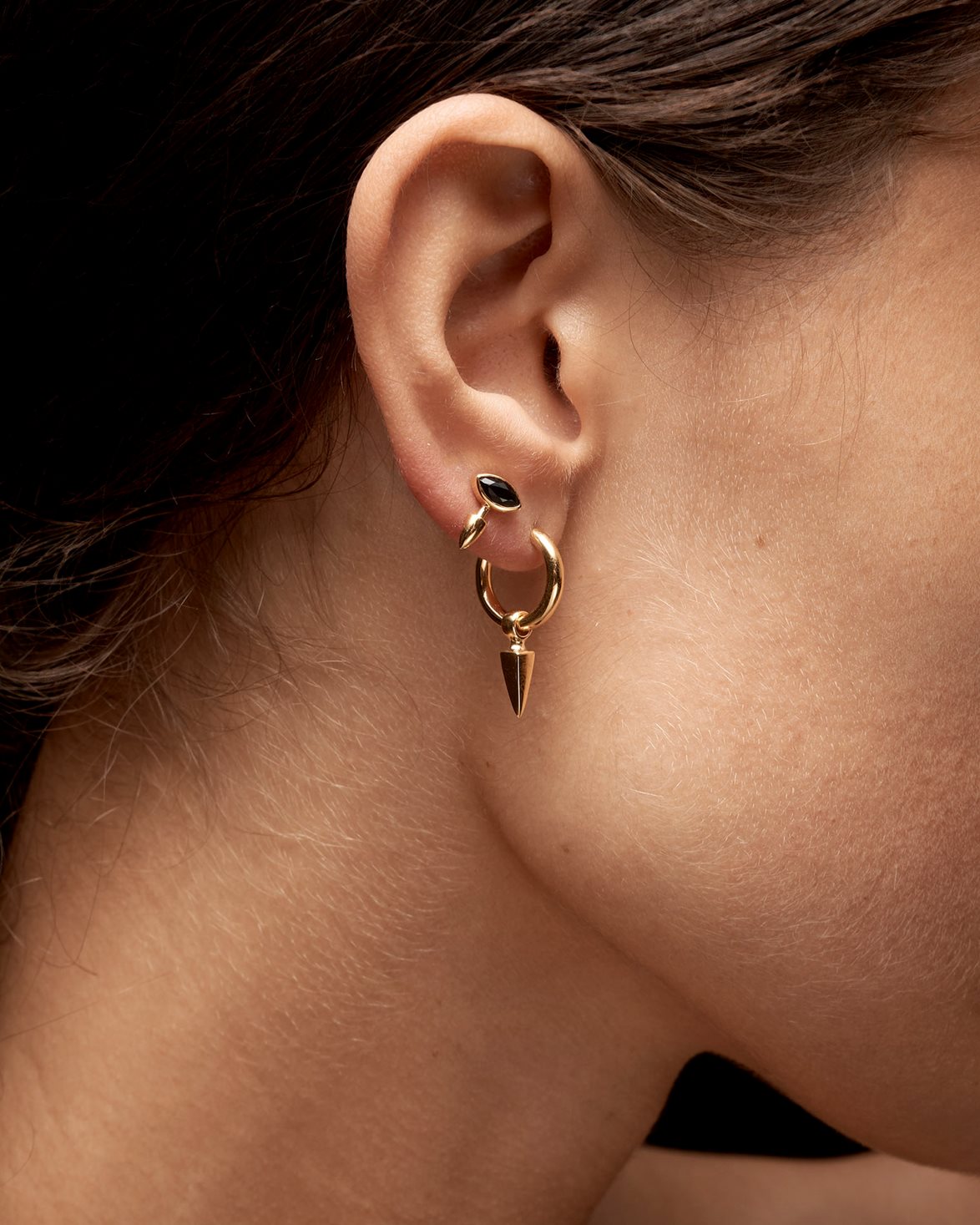 Tiny Poison Arrow Earring Gold