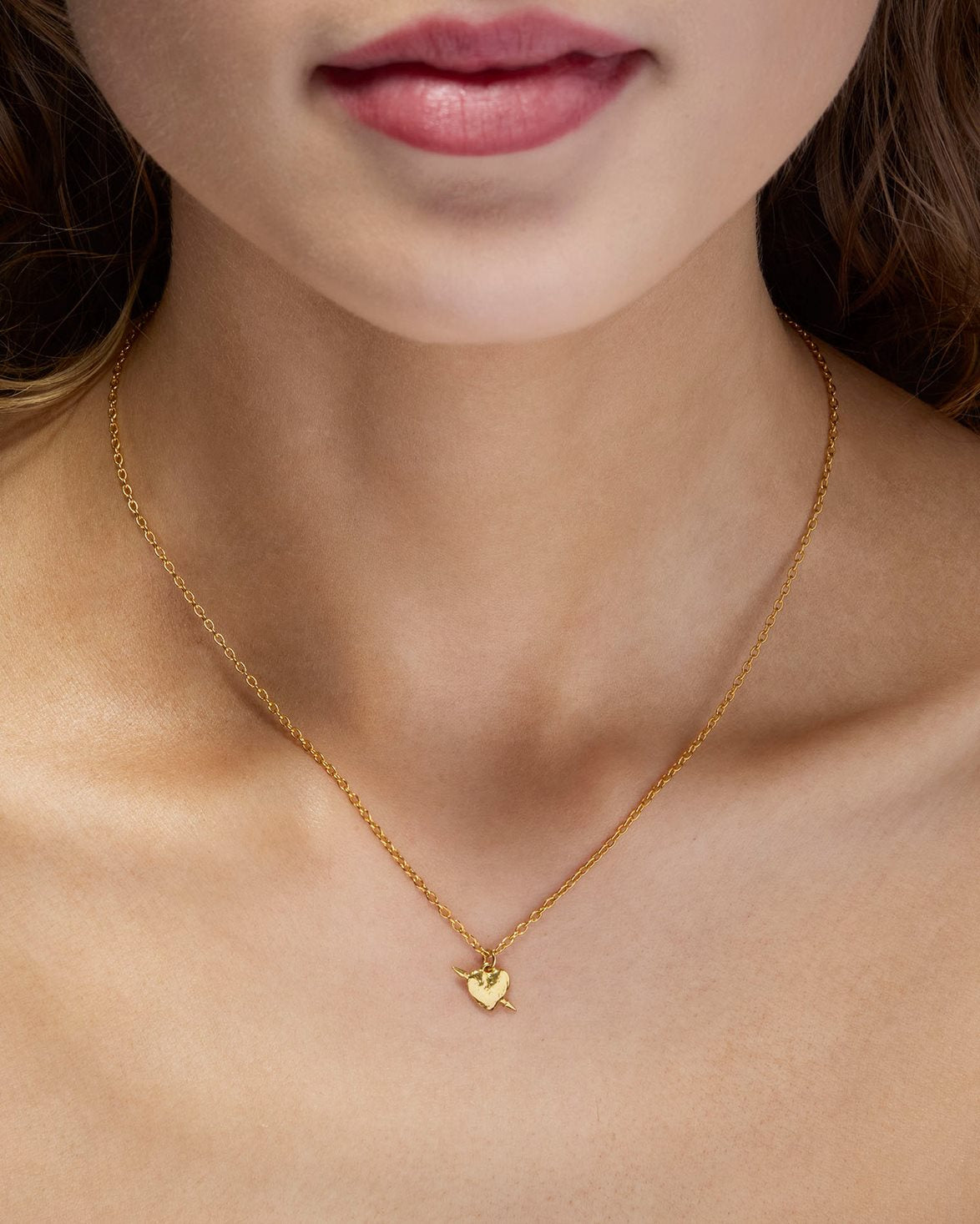 Tiny Tuvstarr's Heart Necklace Gold