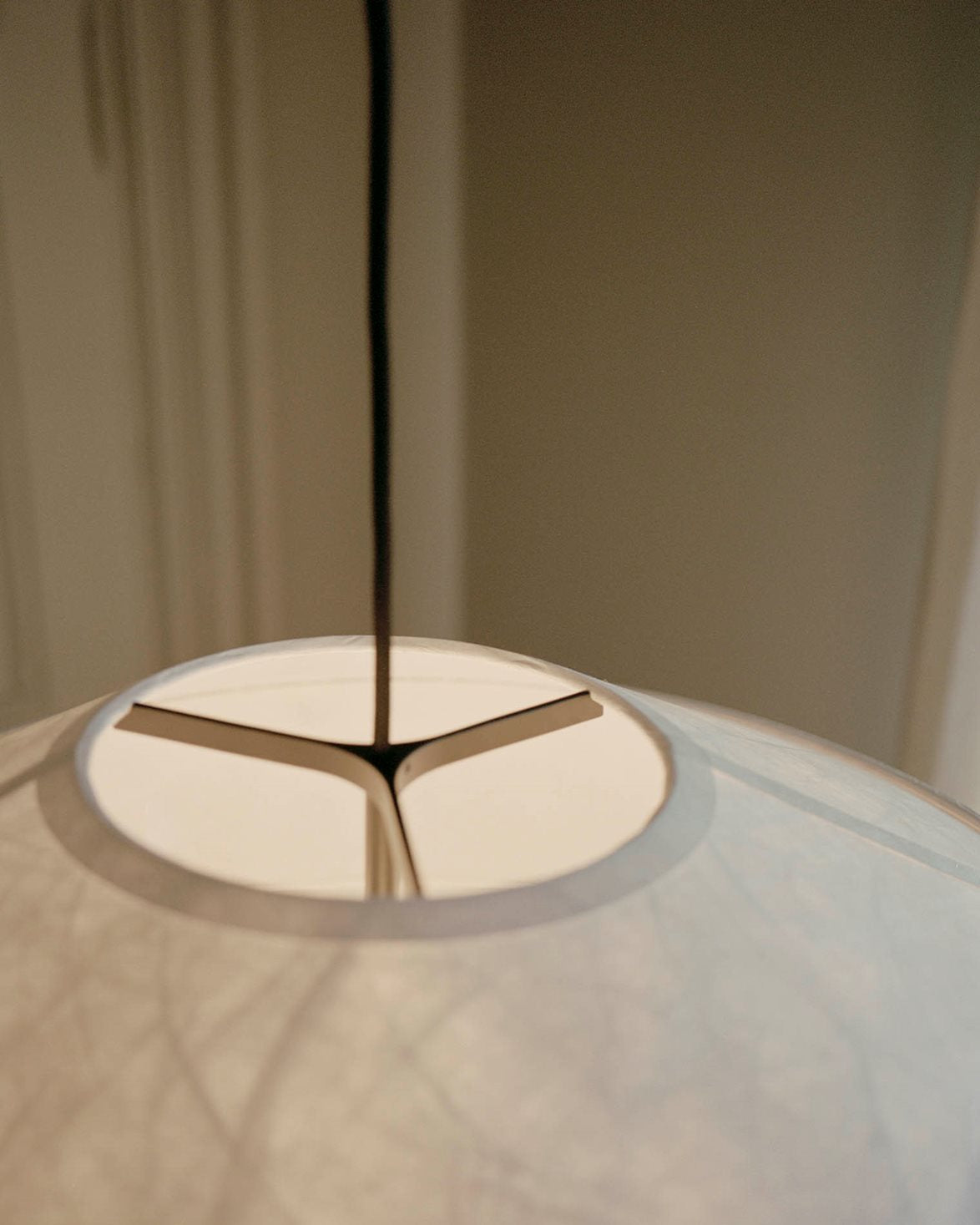 Kite Pendant Ø65 White