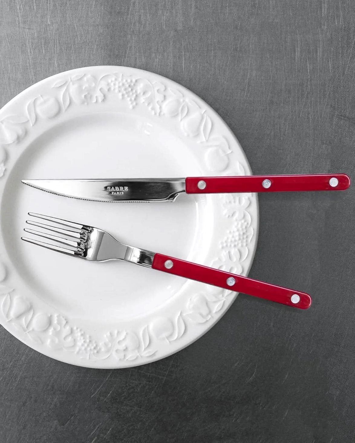 Bistro Dinner Knife Burgundy