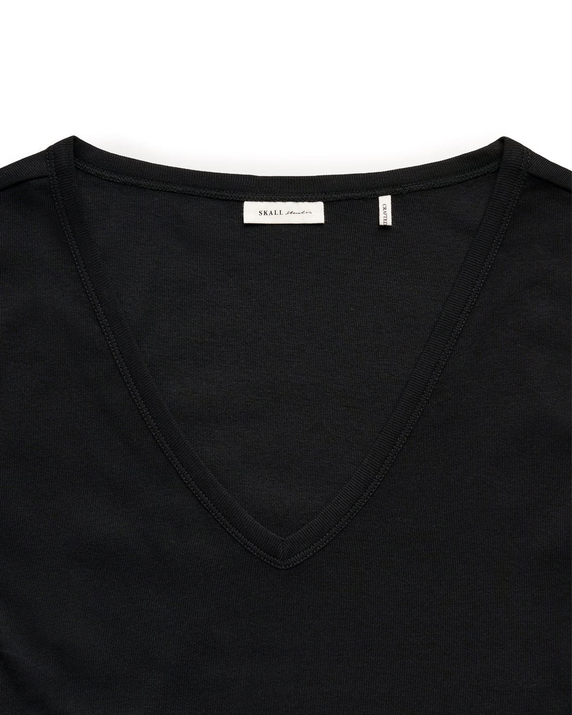 Seventies V-Neck Tee Black