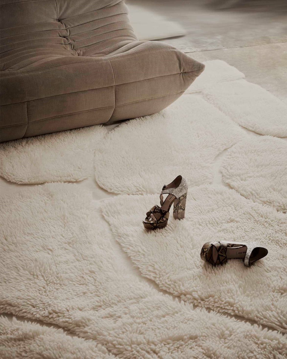 Kullin Wool Rug Off White