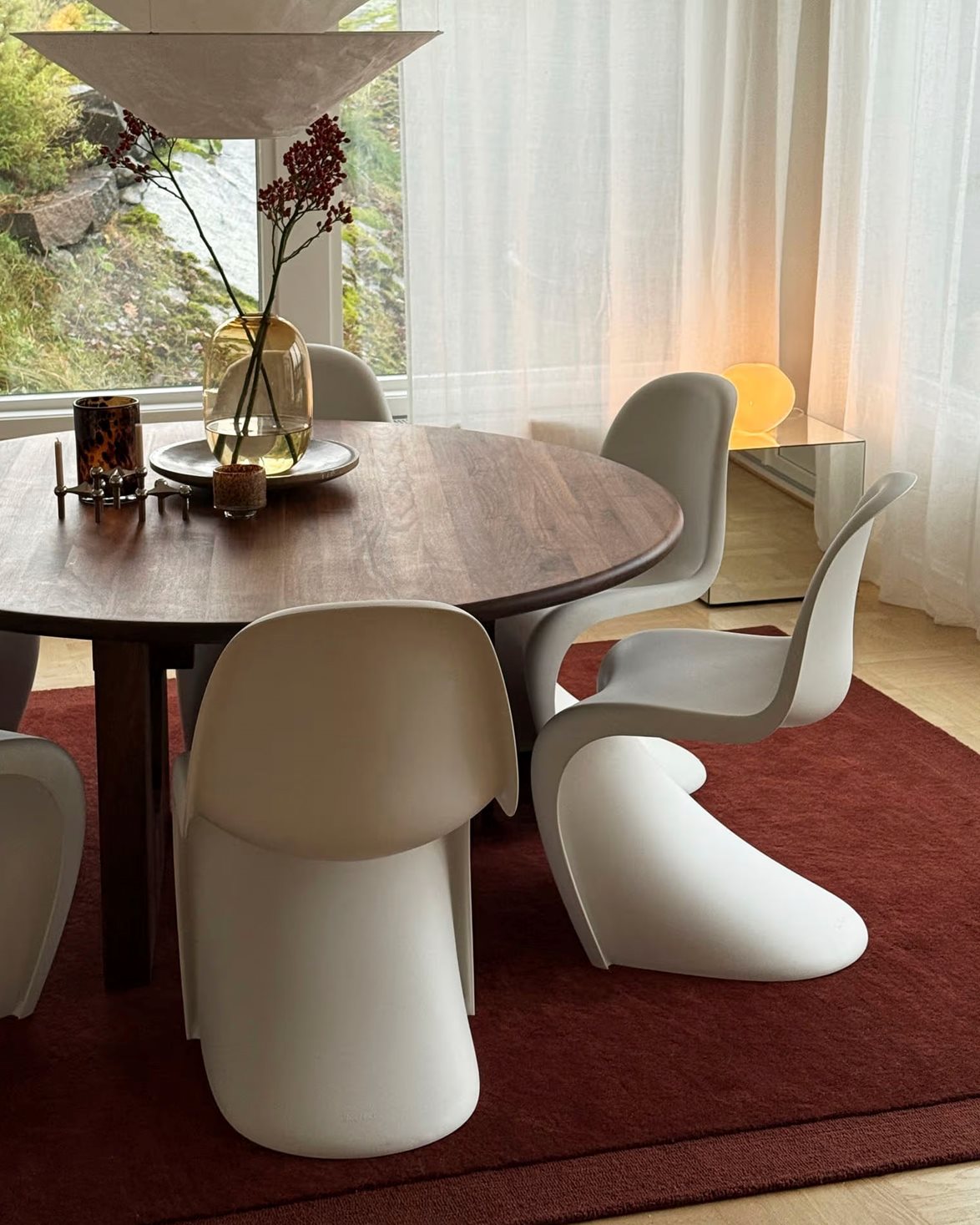 Louis Wool Rug Burgundy