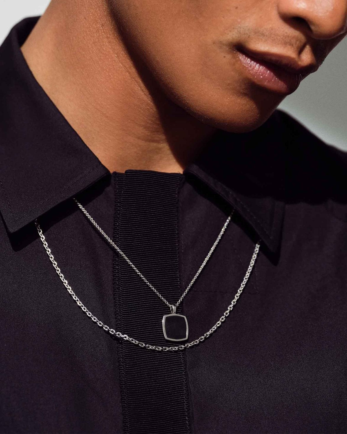 Cushion Pendant Onyx Silver