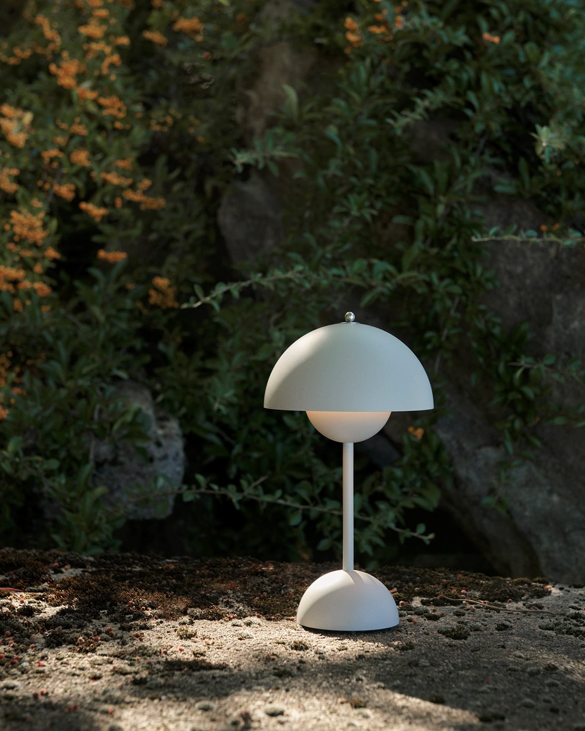 Flowerpot Portable Lamp VP9 Matt White