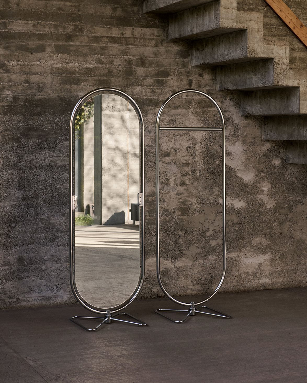 System 1-2-3 Rack With Butterfly Base Chrome